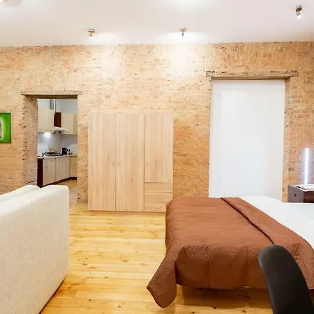 Spacious Stylish In Center شقة