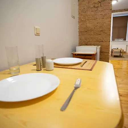 Spacious Stylish In Center Apartamento